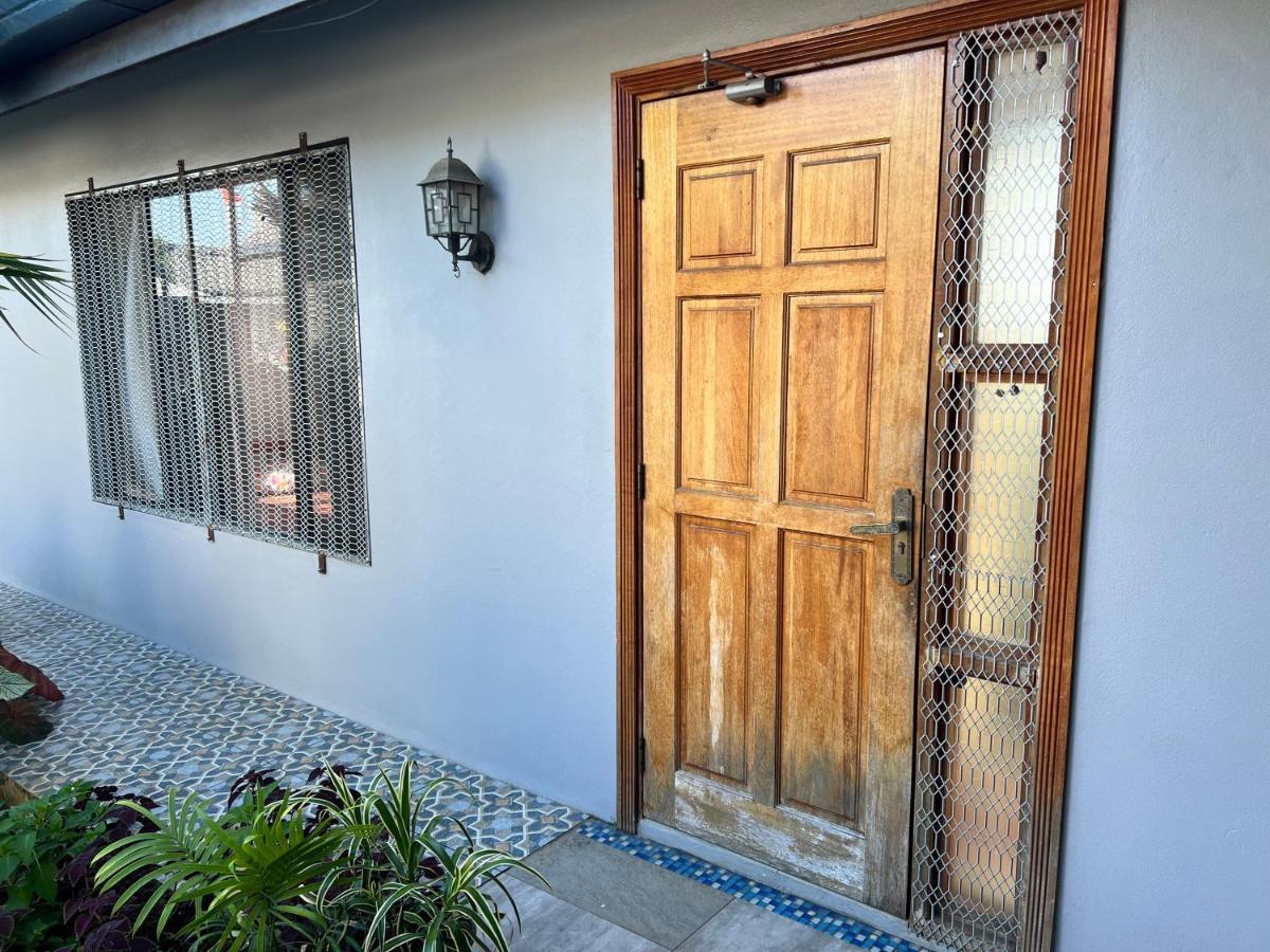 Pasifika Guesthouse Nadi Esterno foto